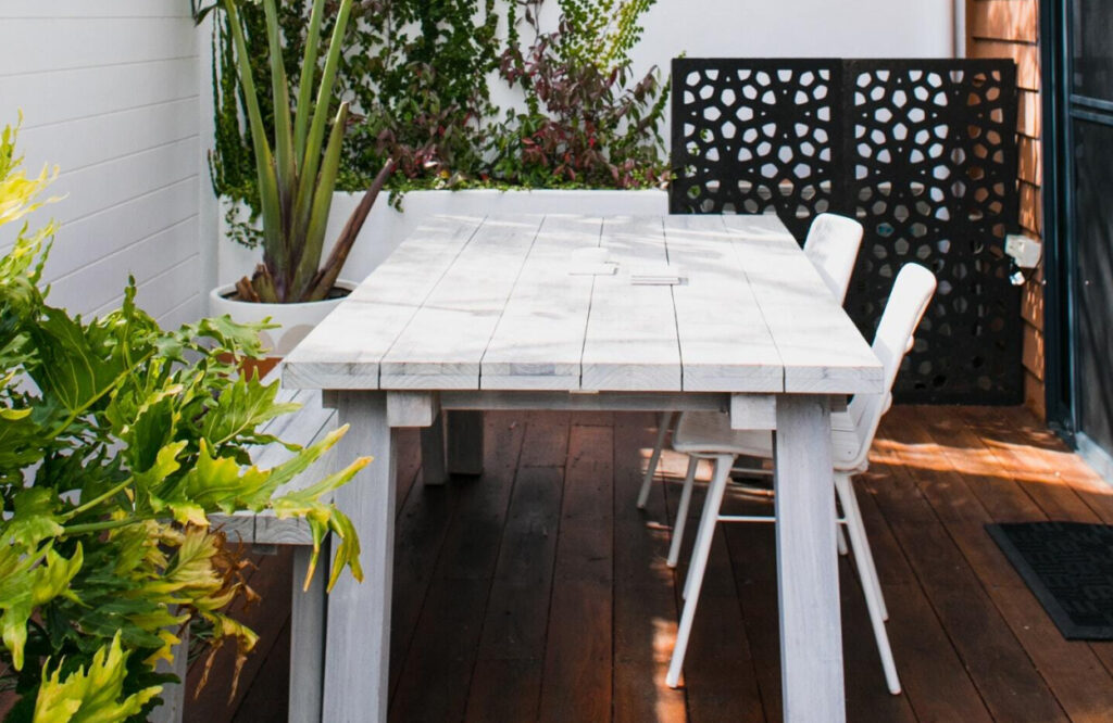 Outdoor bbq deck area